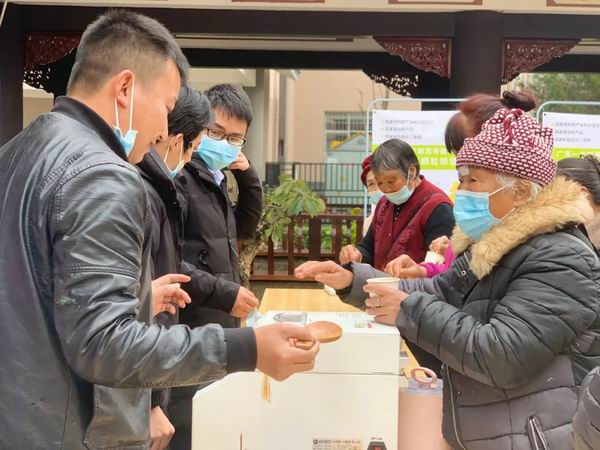 砚山县中医医院成功举办第七届砚山养生节暨第四届膏方节活动(图9)